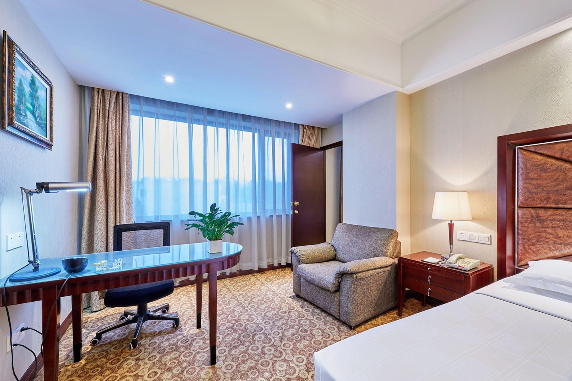 Grand Regency Hotel Qingdao Eksteriør bilde