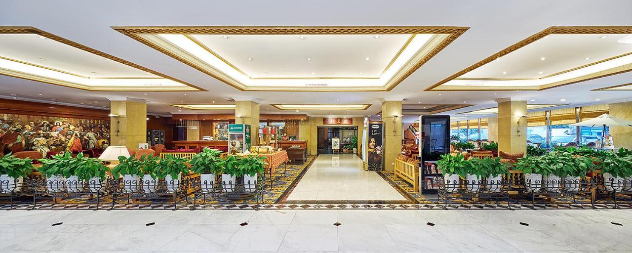 Grand Regency Hotel Qingdao Eksteriør bilde